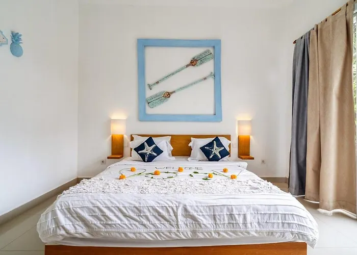 Tropical Oasis Villa, Steps From