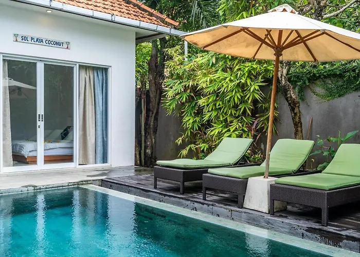 Villa Tropical Oasis Villa, Steps From